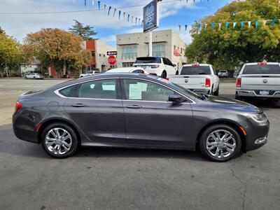 2015 Chrysler 200 Limited   - Photo 8 - Redding, CA 96001