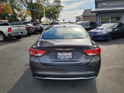 2015 Chrysler 200 Limited   - Photo 6 - Redding, CA 96001