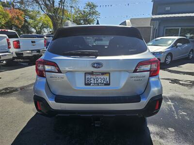 2019 Subaru Outback 3.6R Limited   - Photo 6 - Redding, CA 96001