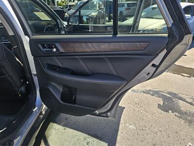 2019 Subaru Outback 3.6R Limited   - Photo 12 - Redding, CA 96001