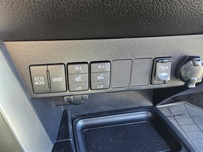 2013 Toyota RAV4 Limited - Photo 17 - Redding, CA 96001