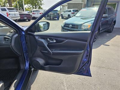 2018 Nissan Rogue SL   - Photo 10 - Redding, CA 96001