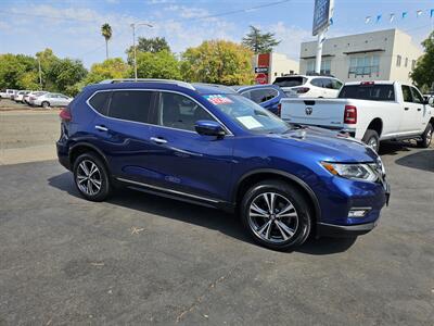 2018 Nissan Rogue SL   - Photo 1 - Redding, CA 96001