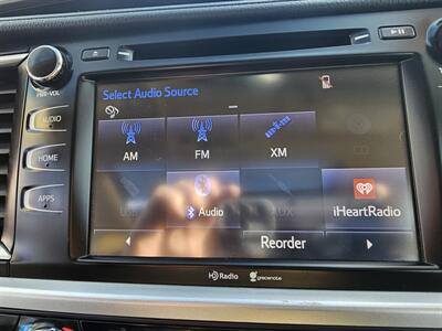 2016 Toyota Highlander XLE - Photo 18 - Redding, CA 96001