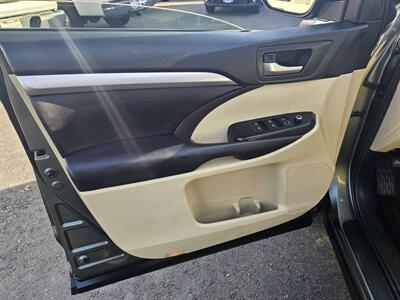 2016 Toyota Highlander XLE - Photo 15 - Redding, CA 96001
