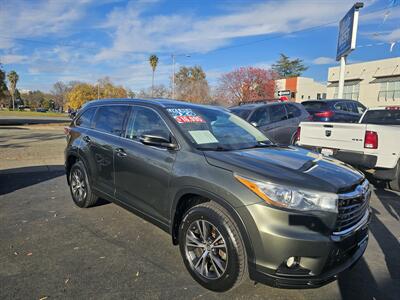 2016 Toyota Highlander XLE SUV