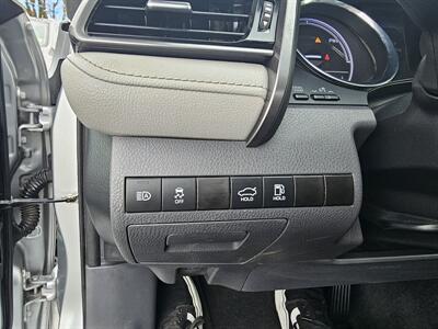 2020 Toyota Camry Hybrid LE   - Photo 22 - Redding, CA 96001