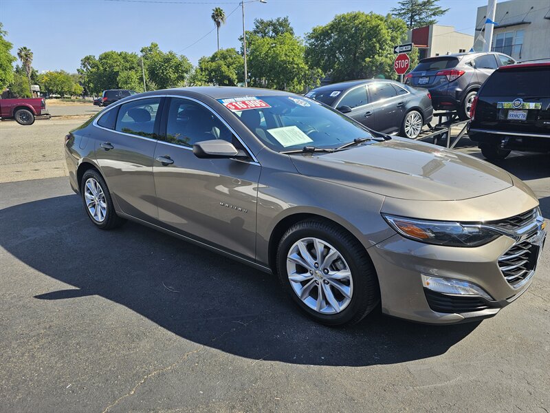 2020 Chevrolet Malibu LT - Photo 1 - Redding, CA 96001