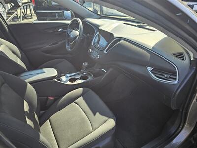2020 Chevrolet Malibu LT   - Photo 10 - Redding, CA 96001