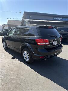 2016 Dodge Journey SXT - Photo 5 - Redding, CA 96001