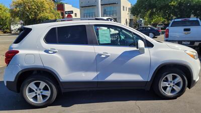 2018 Chevrolet Trax LT   - Photo 7 - Redding, CA 96001