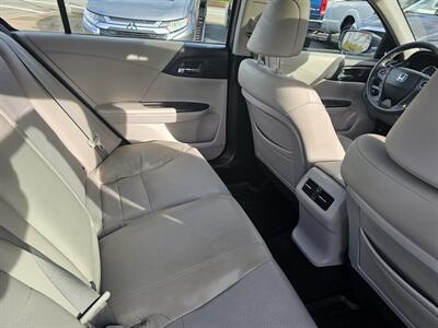 2013 Honda Accord EX-L V6 w/Navi   - Photo 11 - Redding, CA 96001