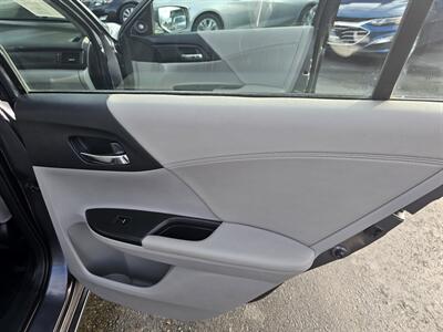 2013 Honda Accord EX-L V6 w/Navi   - Photo 12 - Redding, CA 96001