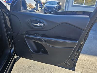 2014 Jeep Cherokee Latitude - Photo 8 - Redding, CA 96001