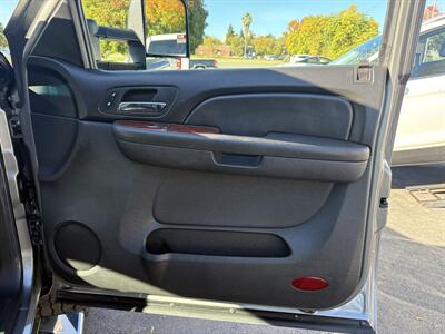 2009 Chevrolet Silverado 2500 LTZ   - Photo 10 - Redding, CA 96001
