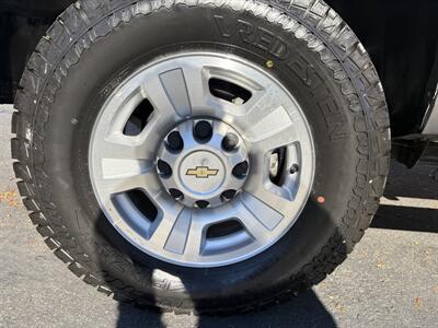 2009 Chevrolet Silverado 2500 LTZ   - Photo 16 - Redding, CA 96001