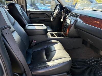 2009 Chevrolet Silverado 2500 LTZ   - Photo 9 - Redding, CA 96001