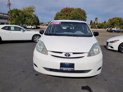 2006 Toyota Sienna CE 7 Passenger   - Photo 3 - Redding, CA 96001