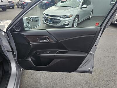 2016 Honda Accord EX w/Honda Sensing   - Photo 10 - Redding, CA 96001