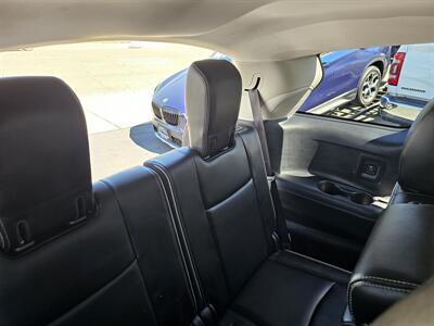 2017 INFINITI QX60 - Photo 13 - Redding, CA 96001