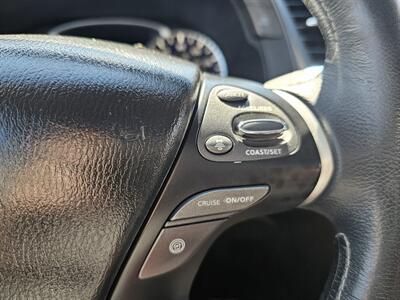 2017 INFINITI QX60 - Photo 24 - Redding, CA 96001