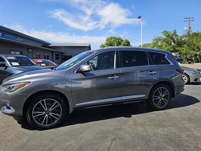 2017 INFINITI QX60 - Photo 4 - Redding, CA 96001