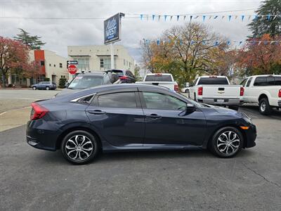 2018 Honda Civic LX - Photo 8 - Redding, CA 96001