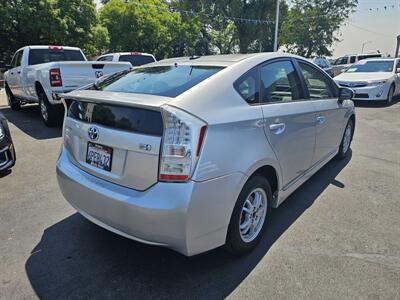 2010 Toyota Prius 2   - Photo 7 - Redding, CA 96001