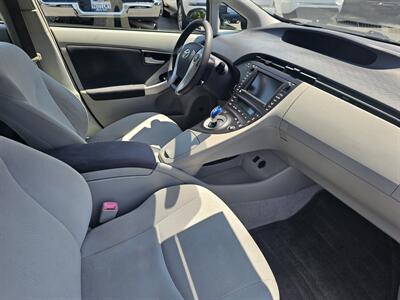 2010 Toyota Prius 2   - Photo 9 - Redding, CA 96001