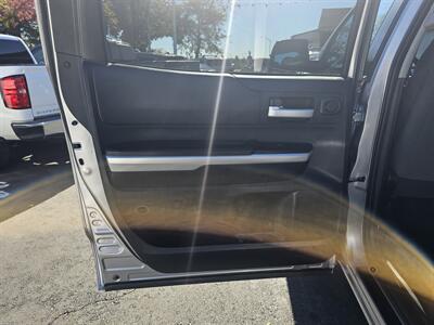 2016 Toyota Tundra SR5 - Photo 14 - Redding, CA 96001