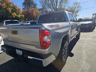 2016 Toyota Tundra SR5 - Photo 7 - Redding, CA 96001