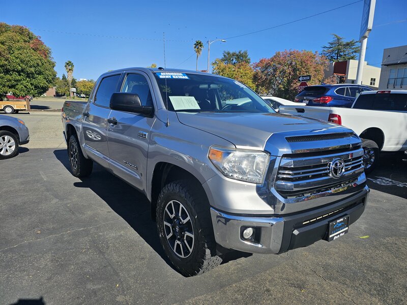 2016 Toyota Tundra SR5