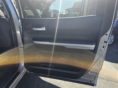 2016 Toyota Tundra SR5 - Photo 12 - Redding, CA 96001