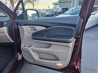 2018 Honda Ridgeline RTL-E   - Photo 9 - Redding, CA 96001