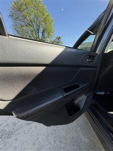 2013 Subaru XV Crosstrek 2.0i Premium - Photo 9 - Redding, CA 96001