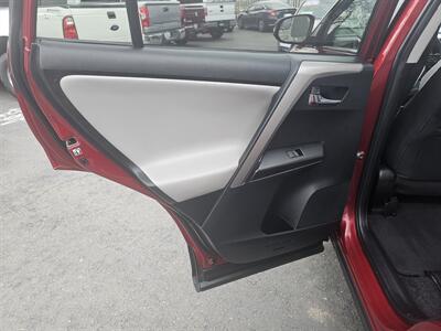 2018 Toyota RAV4 XLE   - Photo 15 - Redding, CA 96001