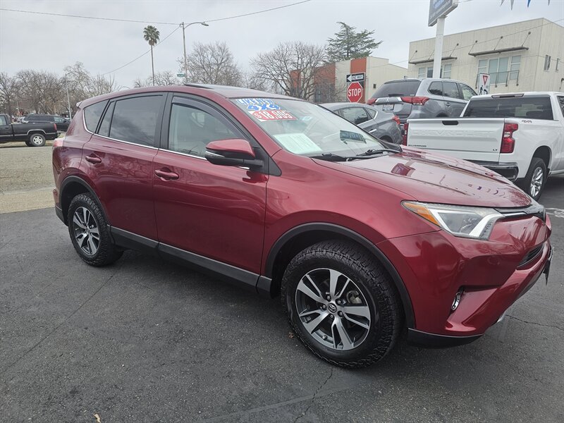 2018 Toyota RAV4 XLE   - Photo 1 - Redding, CA 96001
