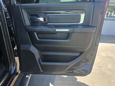 2016 RAM 3500 Laramie Limited   - Photo 13 - Redding, CA 96001