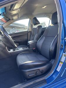2017 Toyota Camry SE   - Photo 13 - Redding, CA 96001