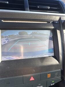 2017 Toyota Camry SE   - Photo 15 - Redding, CA 96001