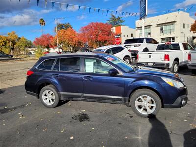 2013 Subaru Outback 2.5i Limited   - Photo 8 - Redding, CA 96001