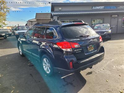 2013 Subaru Outback 2.5i Limited   - Photo 5 - Redding, CA 96001