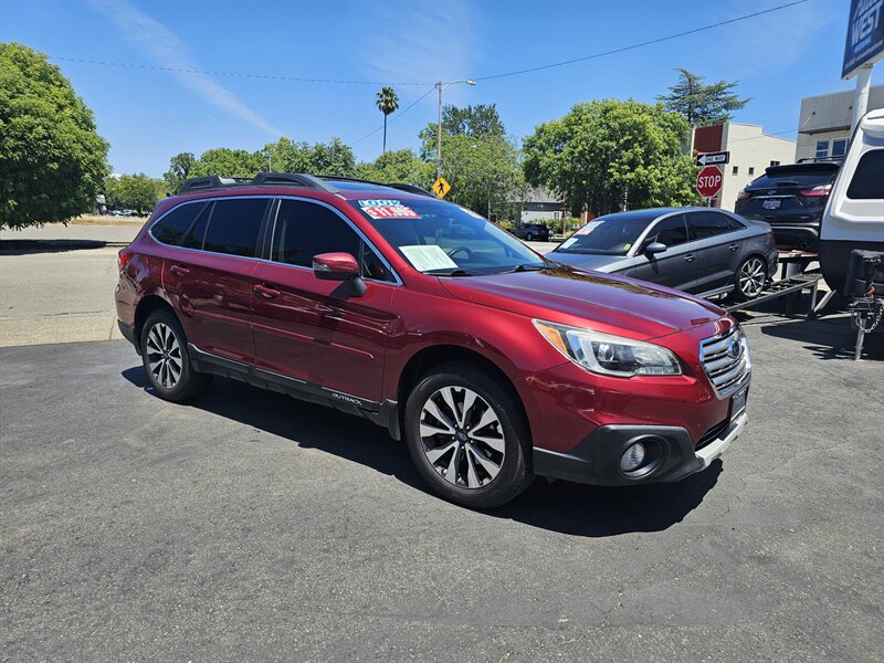 2016 Subaru Outback 2.5i Limited   - Photo 1 - Redding, CA 96001