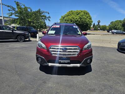 2016 Subaru Outback 2.5i Limited   - Photo 2 - Redding, CA 96001