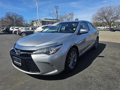 2016 Toyota Camry SE   - Photo 3 - Redding, CA 96001