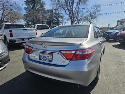 2016 Toyota Camry SE   - Photo 5 - Redding, CA 96001