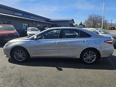 2016 Toyota Camry SE   - Photo 4 - Redding, CA 96001
