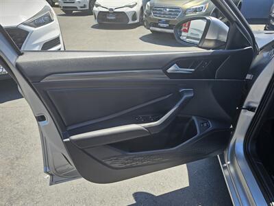 2019 Volkswagen Jetta SEL   - Photo 15 - Redding, CA 96001