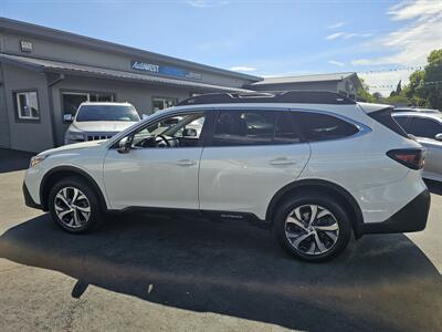 2020 Subaru Outback Limited   - Photo 4 - Redding, CA 96001