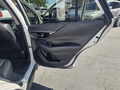 2020 Subaru Outback Limited   - Photo 13 - Redding, CA 96001